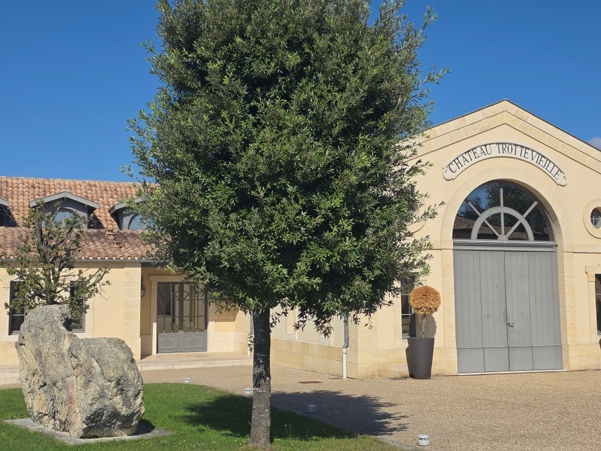 das renovierte Château